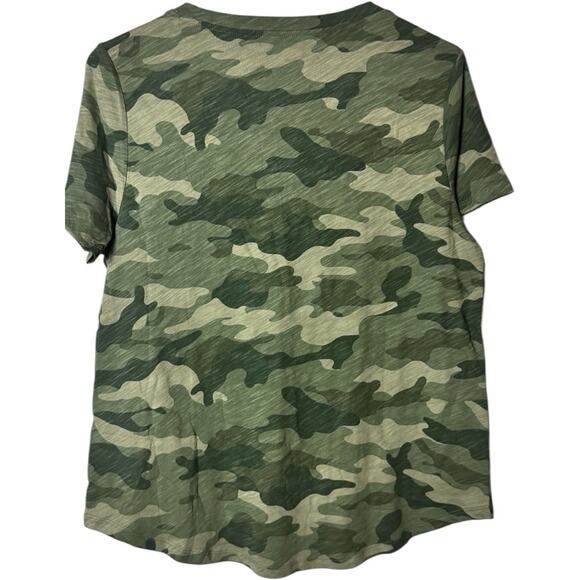 Old Navy Everywear Camo V-Neck  Short Sleeve T-Shirt Sz M NWT - Picture 2 of 6